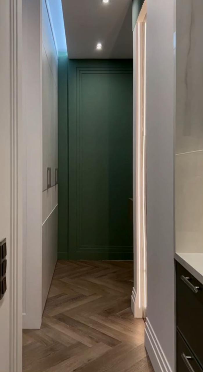 Кварцвиниловая плитка Vinilam клеевая Parquet Herringbone Glue Паркет Венецианский GD11199 венгерская елка 762×152,4×2,5 фото в интерьере